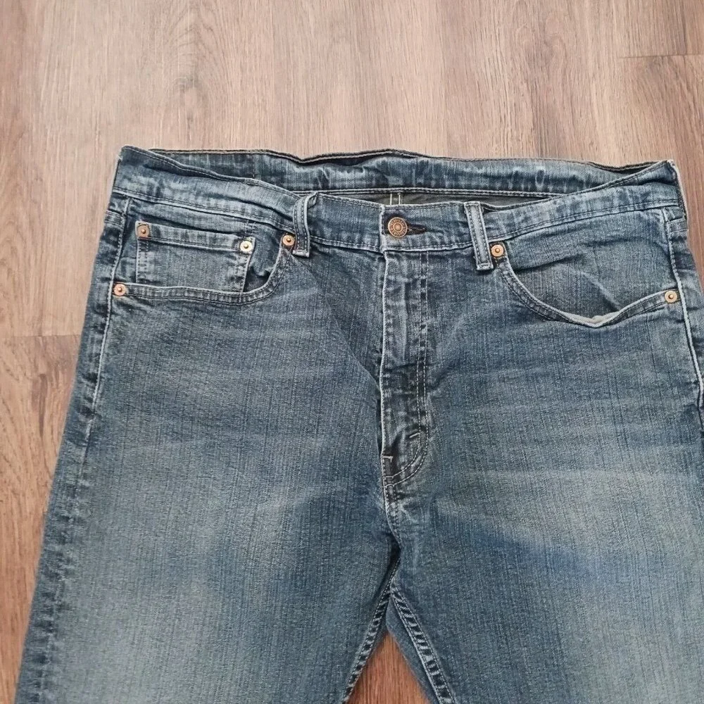 Levi’s Men’s 505 Regular Fit Blue Jeans Tag‎ Size 36 x 34 Actual size 36 x 33